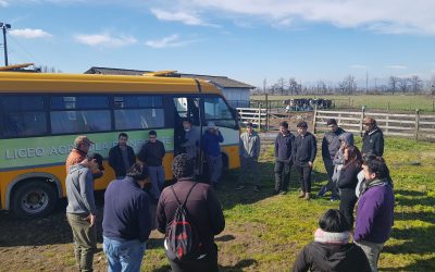 Estudiantes del Liceo Agrícola de Negrete visitaron Facultad de Agronomía