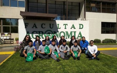 Laboratorio de Suelos de Agronomía asesora a escolares en proyectos científicos