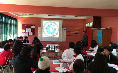 Con interesante charla escolares se conectan con el mundo de las ciencias