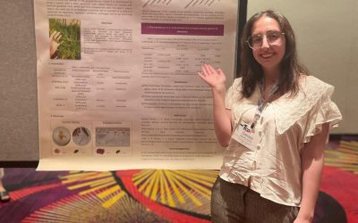 Estudiante de postgrado Agronomía UdeC destaca en congreso realizado en Estados Unidos con tesis sobre la actividad de aceites esenciales sobre la mosca común